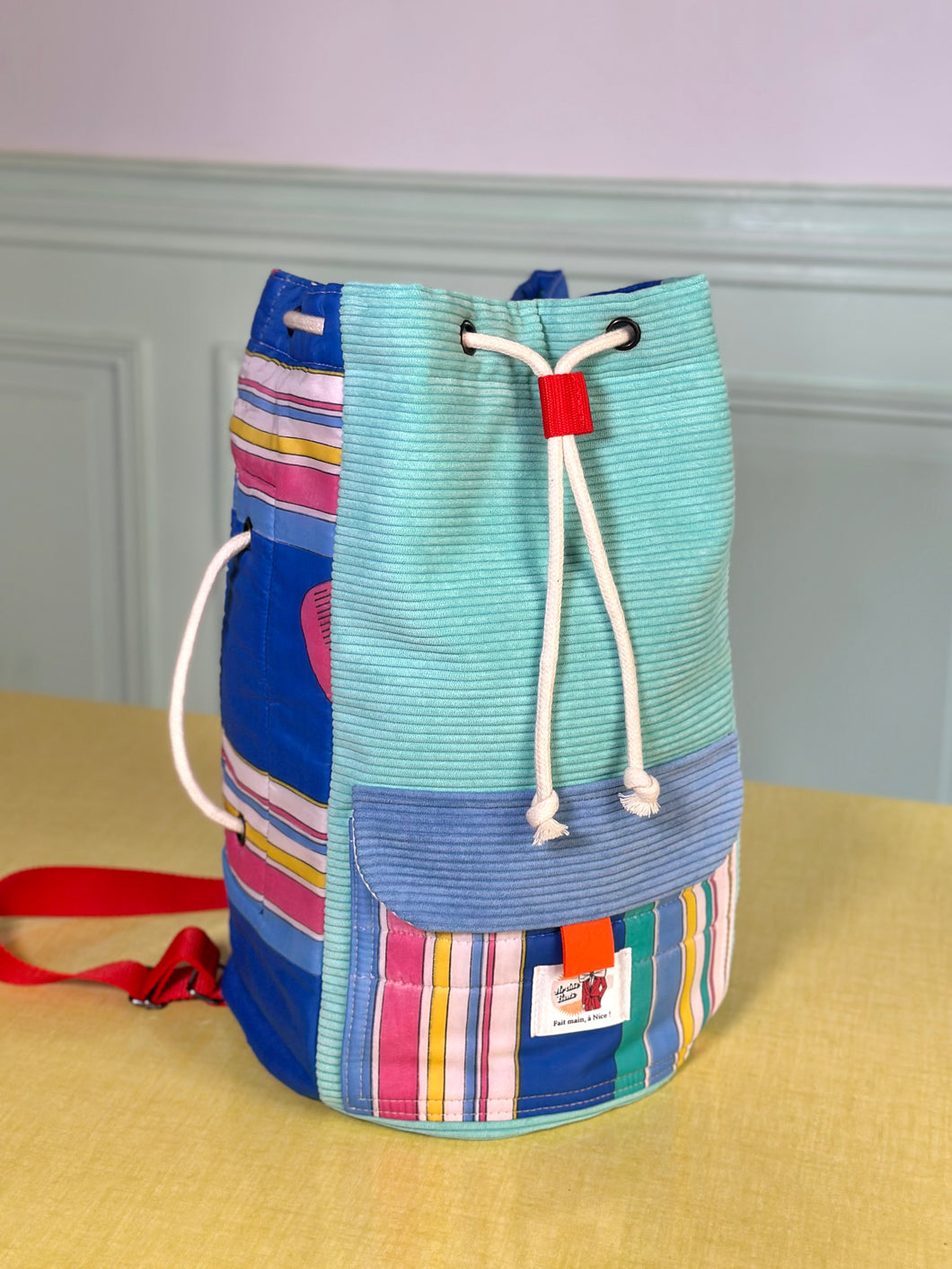 Sac à dos upcyclé